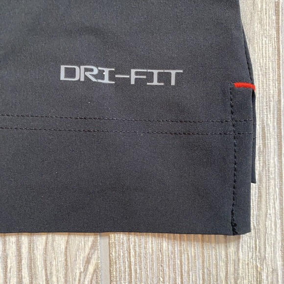 Nike Ohio State Buckeyes Logo Pullover Windshirt Men’s XXL Black DN5631-010 New - Picture 12 of 14